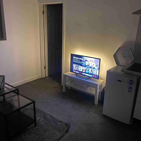 Apartment In Bham City Centre, Free Parking Sleeps 3 Birmingham Extérieur photo